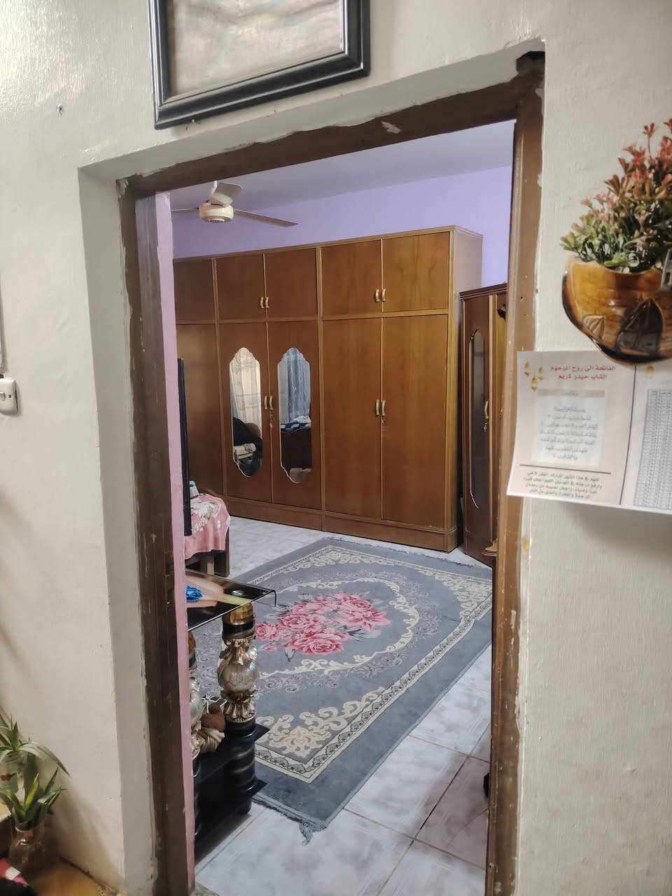 سلام عليكم
ب_ييع او مراوس طابو صرف ملك المساحه 500 م يقع في الصويره حي الربيع مسافه عن شارع السبيس موقع جدا مميز كامل خدمات حديقه واسعه جدا ومرتبه نفهه امام البيت طابقين الطابق الأرضي يحتوي على غرفتين نوم ٥×٤ استقبال ومطبخ ٦×٤ وصاله مفتوحه على طول البيت + مجمع صحيات ؛ الطابق الثني درج خارجي مدخل الطابق الثاني مطبخ + ٣ غرف نوم واسعه + صاله + مجمع صحيات في الطابق الثاني باقي التفاصيل الاتصال على الرقم *********** علق تم يوصلك سعر البيت
