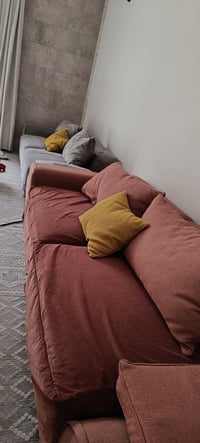 ١٠ نفرات • كراسي دوارة • نظيفة