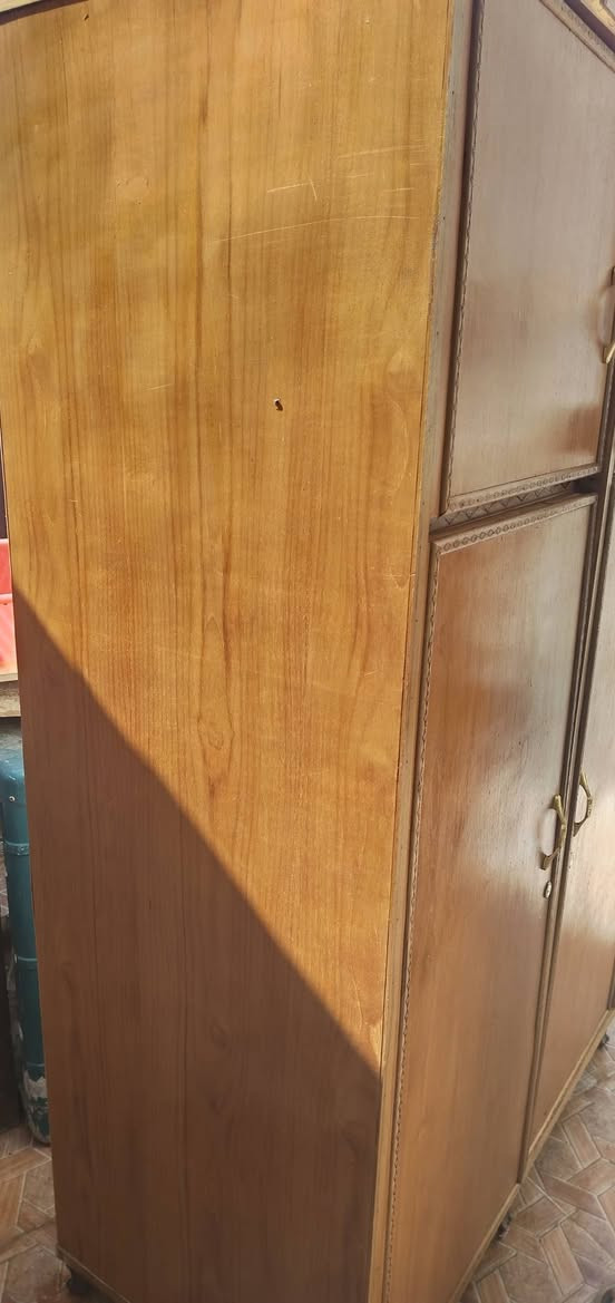 كنتور بابين للبيع بي ضربه موضحه بالصوره السعر 65وبي مجال الديوم ***********
