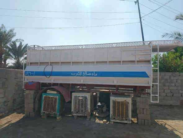 سلام عليكم تانكي ابوردين لبيع طوله 5متر  مغلون جديد المكان السماوه السعر تلاث ملاين ونص  نتصل علئ هذه رقم ***********
