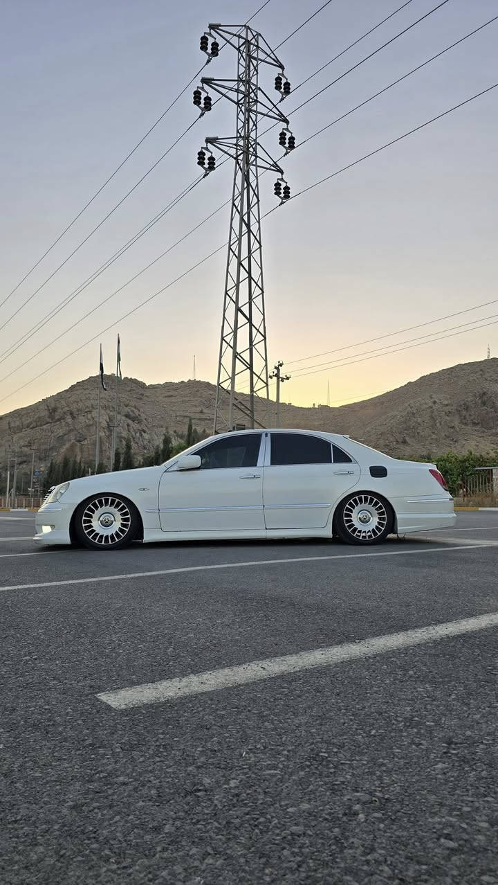 ماجێستا موس موس
٥دوگمەی فوول  بەس سڵایت 
کوشن هیتەر و  کارە  
تەبرید مەرکەزی ساردو  گەرم  و سەلاجە 
سوکان حەیزاران 
حاسە و کامێڕا
٥ بەسمە
ڕەنگ گۆڕاوی ئەورپایە قەترەی بۆیاخی عێراقی نیە 
ڕەقەم شانسی ماوە بەشەرت بێ دەعم لێدران  سەقف بەشەرت 
بەس abs شاهینەیە
نرخ ٥٠$ مەجال
 0750 131 6737
