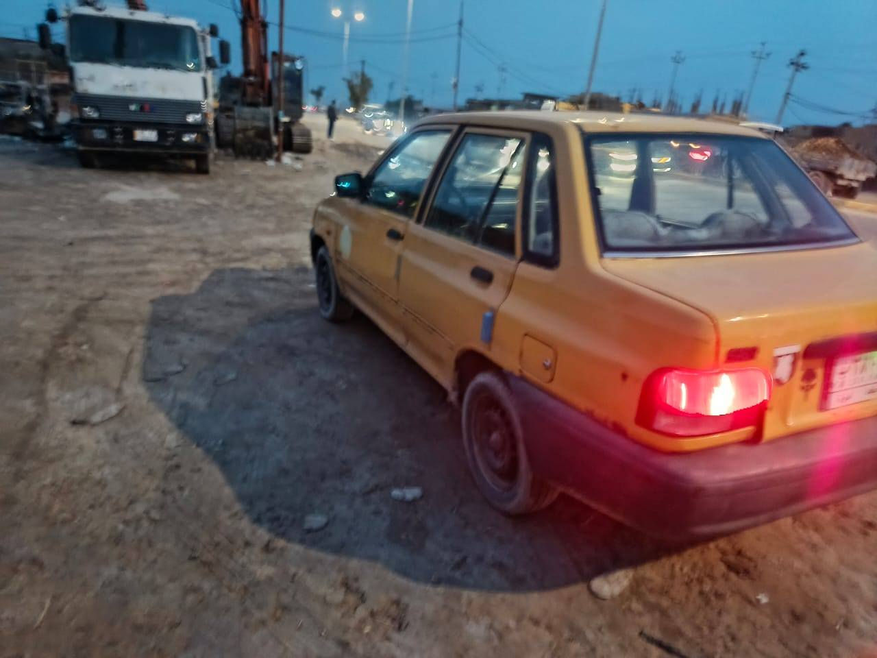 سايبه للبيع السعر 11 ورقه محرك وكير جدد تخم تاير جديد حداديه نضيفه رقم بغداد الماني سنويه مجدده مكان السياره الديوانية قضاء الشاميه ***********
