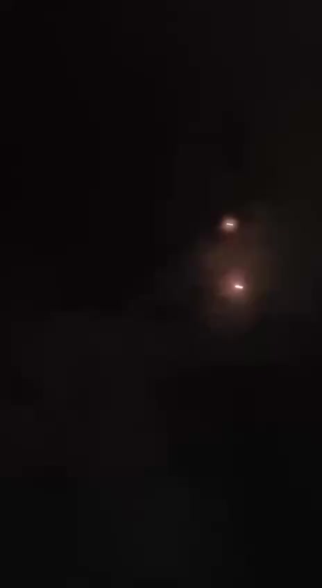 تل ابيـ ـب تتعرض إلى قصـف عنيف جداً من ابناء سيـ ـد الجنوب


**إذا كنت صاحب هذا الإعلان وتريد حذفه لأي سبب، رجاءا أرسل رسالة إلى الدعم الفني**