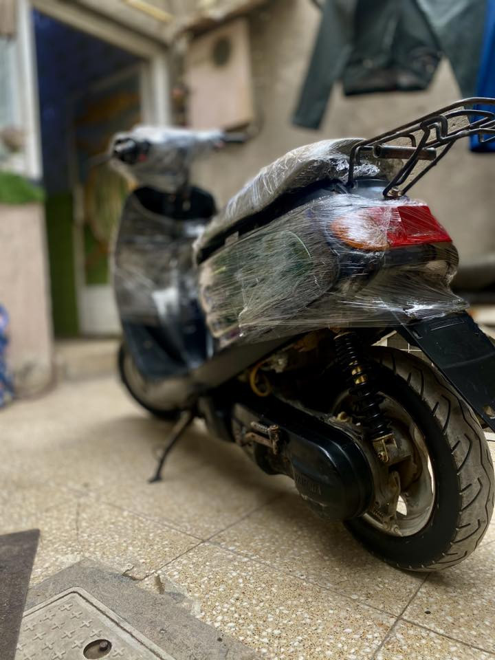 السلام عليكم دراجه منغولي فحل ياباني الدراجه جاهزه من كلشي ونضيفه مال جناي وشاريه علمود توديني وترجعني شغل ما تطلع لغير مكان الدراجه اول مره تنفتح وجيب مصلح وياك وتعال واكفله الك شلعه ومعدل نكره سلف بك لايت اشاير كلشي شغال بيه  السعر ٣٠٠ وبيه مجال المكان مدينة الصدر قرب مدرسة ابن ماجد اتصل على الرقم *********** وانه بخدمة الطيبين 💗
