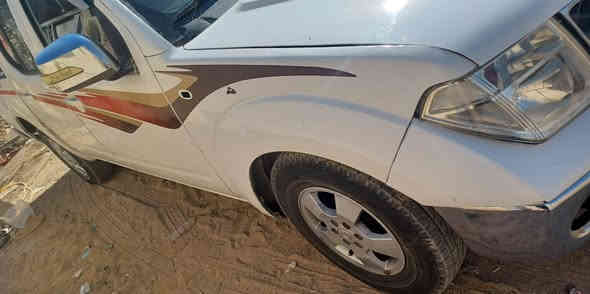 السلام عليكم
نيفاره موديل 2011 محور 2500 بيها ضربا بالتكمه من جهت السايق السعر 65 وبيها مجال للبيع والمراوس للإستفسار اتصل على الرقم ***********
