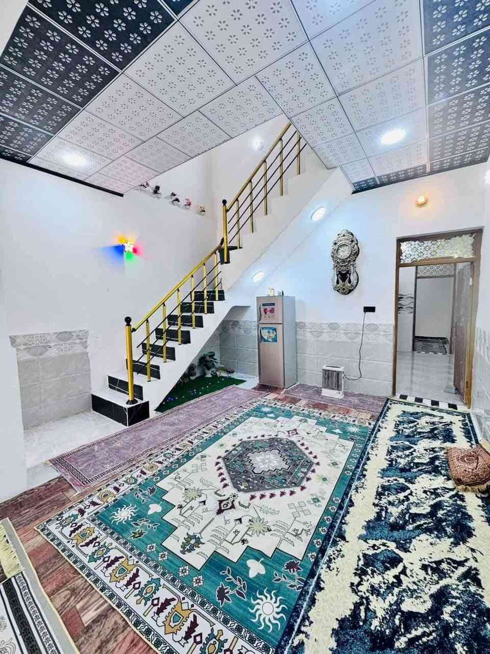 بيت للبيع طابو صرف
📐 المساحة: 100 م
📍 الموقع: النجف – مجمع بيتي، مقابيل مجمع لميرات
✅ جميع الخدمات متوفرة (ماي، كهرباء، مدارس)
🏠 يتكوّن من:
غرفة نوم ، صالة، استقبال، مطبخ، صحيات عدد 2، ومكشوفة
💰 السعر: وبي مجال
📩 للاستفسار الاتصال ***********
