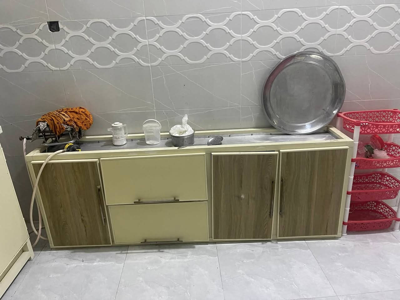 السلام عليكم
غرفه نوم صاج عراقي اصلي مال اهلنا نضيفه عوزها شوي ترتيبات 
الخشب من النوع القوي والثكيل 
تصميم حلو ومحافظ على شكل الغرفه  

كنتور + ميز مرايه + زاويه+ ميز جربايه + جربايه 

السعر : 500 الف 

سنك مطبخ (نضيف ) مع الملحق. 

السعر: 85 الف


**إذا كنت صاحب هذا الإعلان وتريد حذفه لأي سبب، رجاءا أرسل رسالة إلى الدعم الفني**