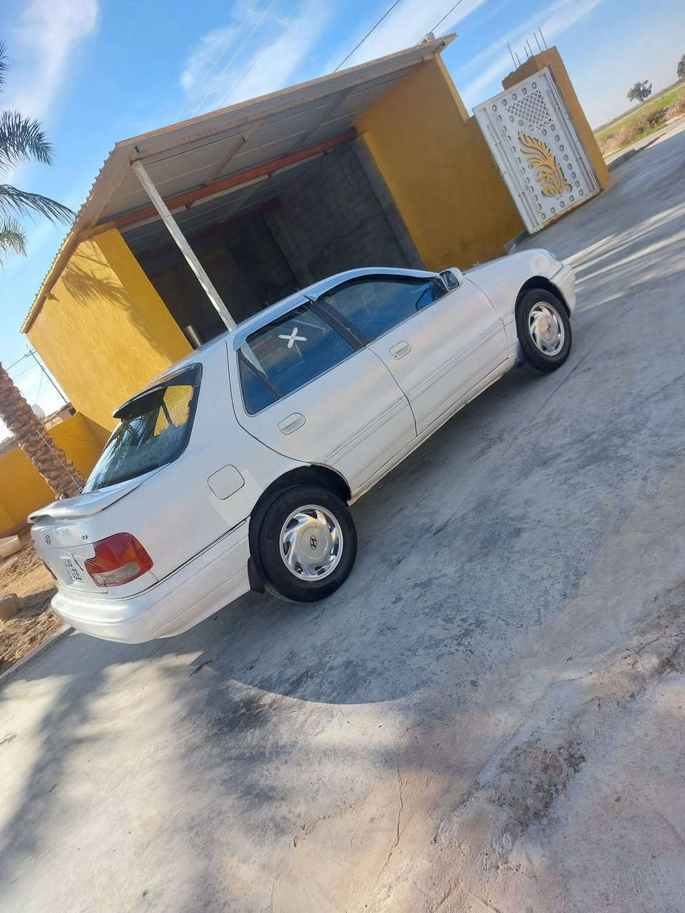 سياره النترا دمعة للبيع جاهز من كلشي محرك خير من الله كير عادي موديل 93  سنوية  2031  رقم ديالئ دولي انكليزي  السعر 40 وبيه مجال بسيط مكان ديالى الخالص التحويلة منطقة الغوالبه مايشتري لا يكسر بحلال العالم 
***********     ***********
