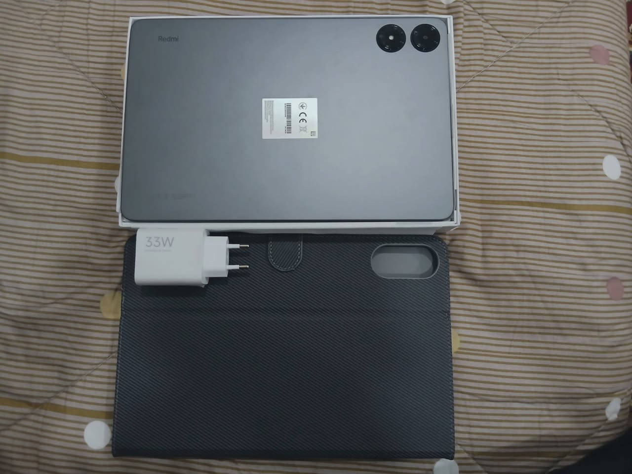 Redmi Pad Pro 256/8 
استخدام 4 ايام فقط مع لاصق وحافظ دفتري 
الجهاز والملحقات بعدهم بجيس 
اخذته ب 335 
وللبيع ب 225
للأستفسار/ ***********
