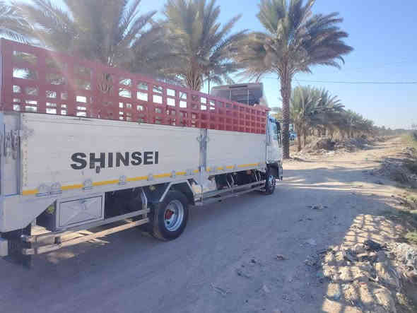 السلام عليكم للبيع انكر 80 عادي :سته وربع بلادي مكفوله كفاله عامه فول عادي ***********
