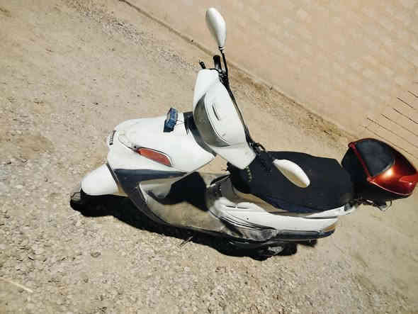 السلام عليكم موجود دراجه فراشه للبيع سعر 300 وبي مجال قليل المكان ديالى خانقين للاستفسار *********** وبي واتساب
