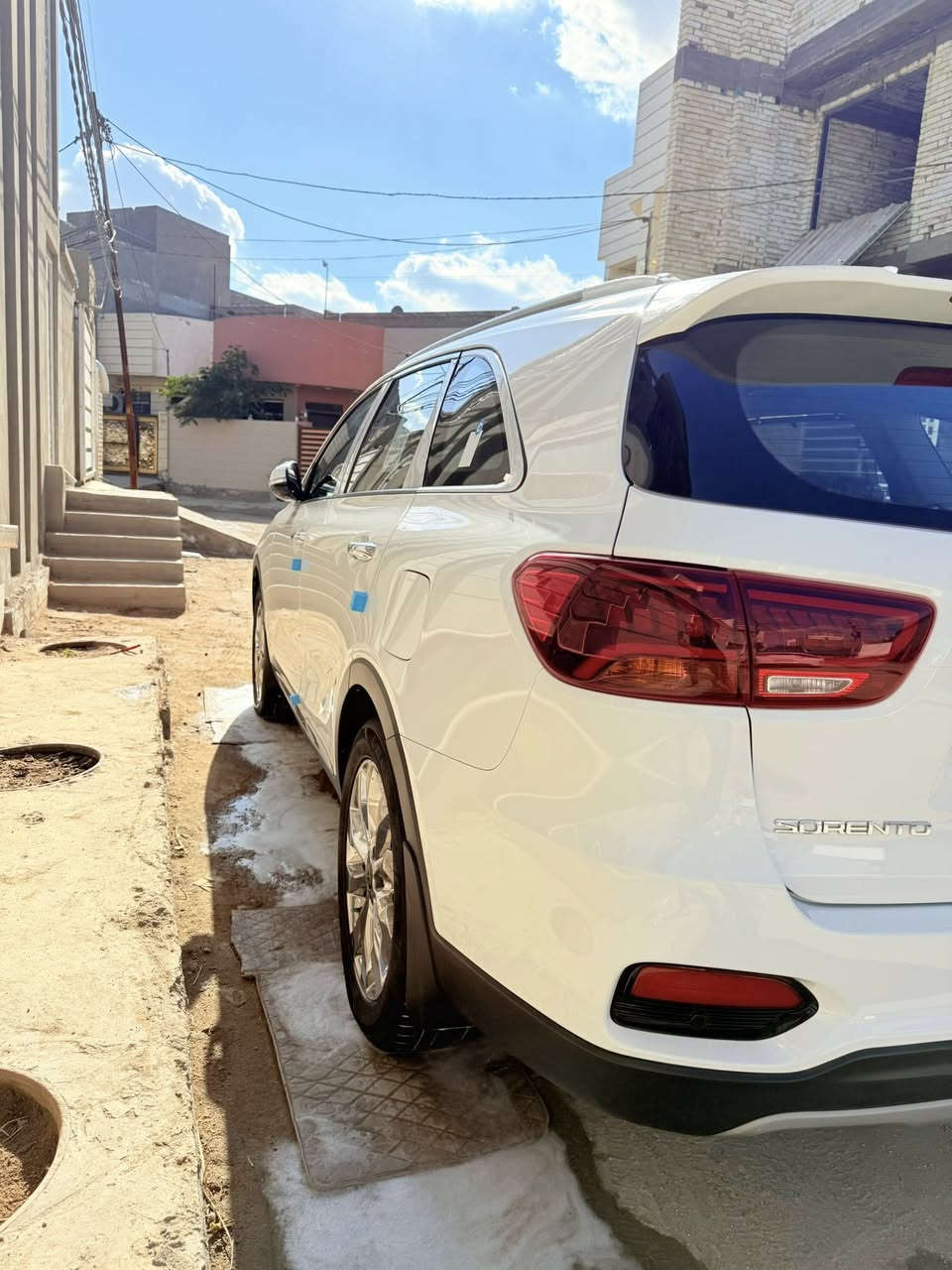 السلام عليكم
للبيع سورنتو ٢٠٢٠
رقم بغداد 
تشغيل بصمة 
٦ سلندر  كير ٨ سرعات 
٧ راكب تبريد 3 قطع 
مري شفط اشاير بالمري 
جنطه ذكية بردات خلفية 
اريل نفكيشن حساس امامي 
خلفي كامرة خلفية دواره
  كشنات جلد  كهرباء 
السيارة مكفوله كفاله عامه 
من الصبغ والتبديل والبارد والشخوط والرصعات حته الدعاميات بدون تكحيل 
 شرط السونار شرط كير محرك بوضع الشركة 
ماشية  ٤١ حقيقي ١٠٠/١٠٠ وين مايعجبك
استخدام شخص واحد من شركة 
السيارة جديدة جدآ التفاصيل بالصور📷
مكان السيارة بالحلة 👉السعر ٢٧٠ بيها مجال
*********** اتصال او واتساب
