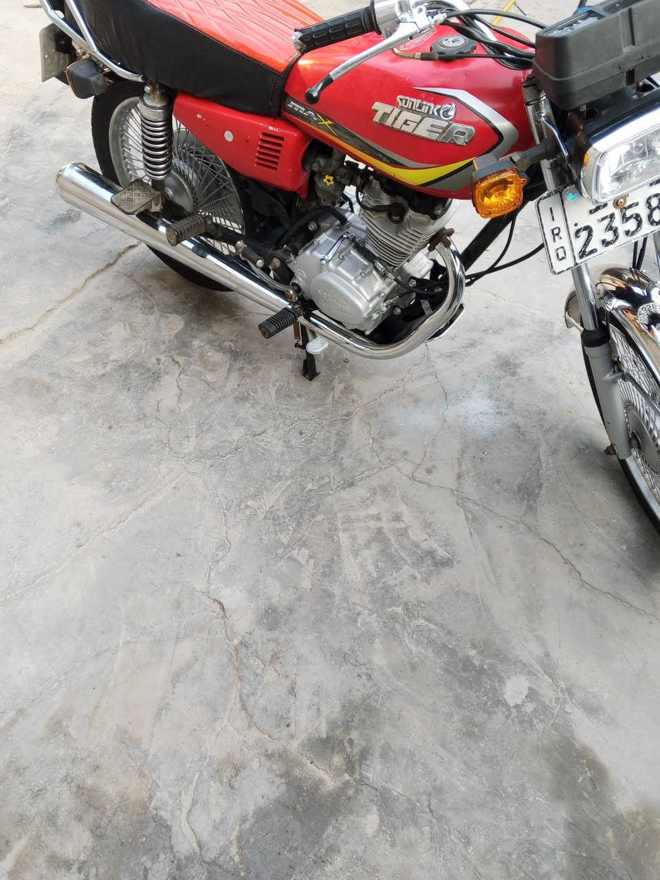 دراجه تايكر للبيع رقم وسنويه موديل 21 طالعه ب 23 جديده كلش كفاله كهربائيات كله شغاله تحويل تاني يوم السعر مليون و 550 )  1550 ) وبيه مجال قليل مكاني بالزبير الشراي اتصال واتساب ***********
