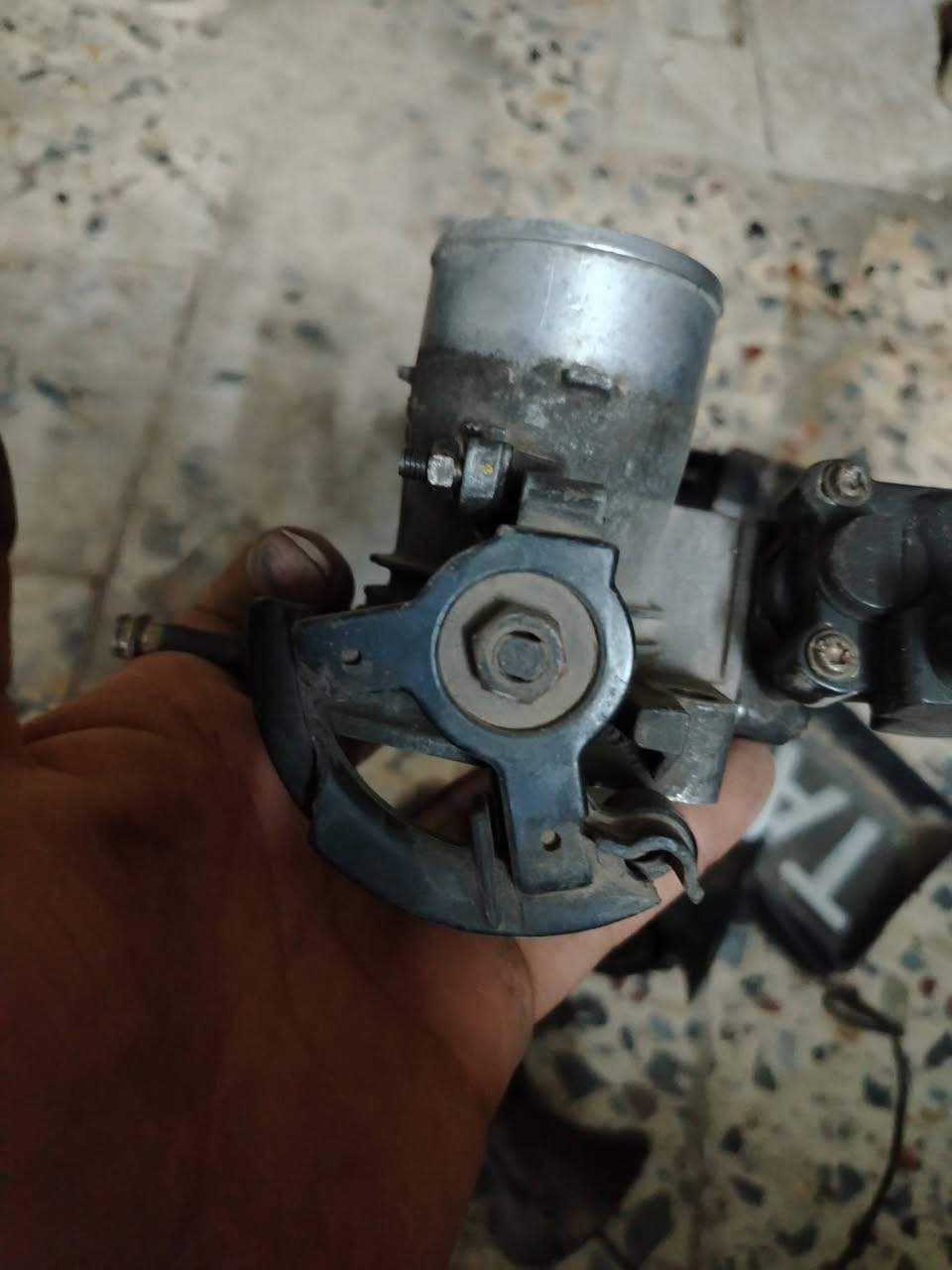 السلام عليكم جويتر مال كورله بنكات راديتر هورنات صوتهم كلش قوي جك لقمه للبيع تريدهم شلع تريد حاجه حاجه مكاني بغداد الشرطه الخامسه


**إذا كنت صاحب هذا الإعلان وتريد حذفه لأي سبب، رجاءا أرسل رسالة إلى الدعم الفني**