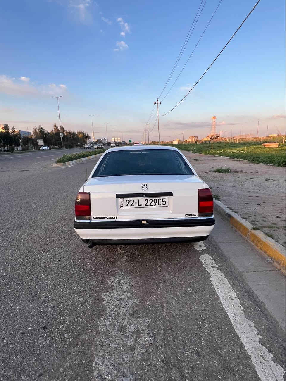 ئوپل ئوميگا موديل1992حجم 20بيلاد گير عادي گيرو محرك شرتت سنويه جديدد لحد2030بسمي بيها كوبون بنزين هه زه جديد سياره مابي نقص سبوغ حيزام جمالييه سعر48)بيها مجال بسيت ***********مكاني كركووك كركوك, العراق
