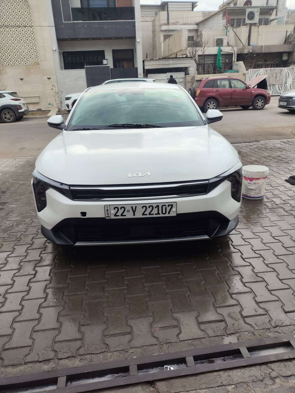 السلام وعليكم فورتي كي فور موديل 25  لون ابيض رقم اربيل بأسم شركة تريد تحويل تريد وكالة حاضرين مواصفات الاعتيادية المعروفة تحكمات جهتين مانع انزلاق تحديد مسار سياقة ذاتية توقف ذاتي رادارات السعر 173وبيهة مجال عنوان شارع فلسطين موبايل ***********
