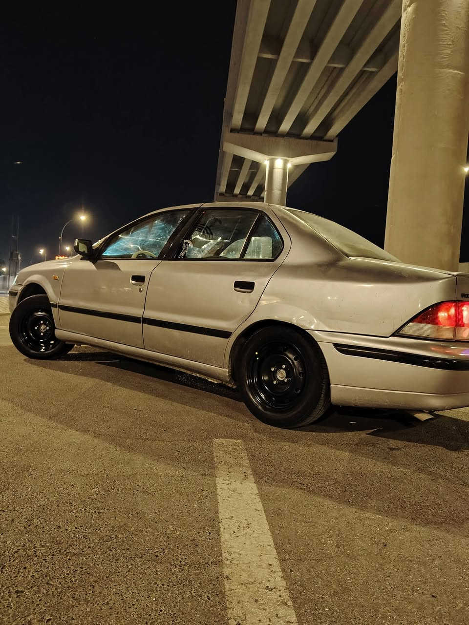 السلام عليكم سمند 12 مكفول من ضربه وتبديل وصبغ رقم كربلاء مكينه وكير مكفولات حداديه جديده تبريد ثلج سياره جاهزه ماشيه 190 الف السياره بيه جراد قليل السعر 42 وبيه مجال قليل للاتصال علا هذا الرقم ***********
