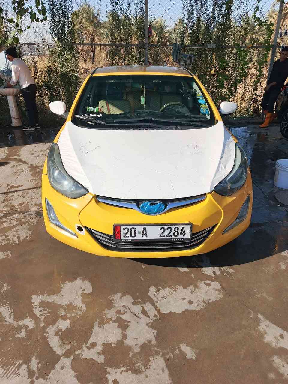 لنتره مديل 13 ورد امريكي بيها 3 قطع 
جاملغين امامي وبنيد تبديل بدون دواخل تدفءه تبريد كامل كير ومكينه مال حاويه رقم ديالئ بسمي مصفره هئه وغرمات شرط تحويل مباشر مكاني ديالئ شهربان سعر 100 وبيها مجال جمعت 90 لا تخبرون هذ رقمي *********** 👑🥶
