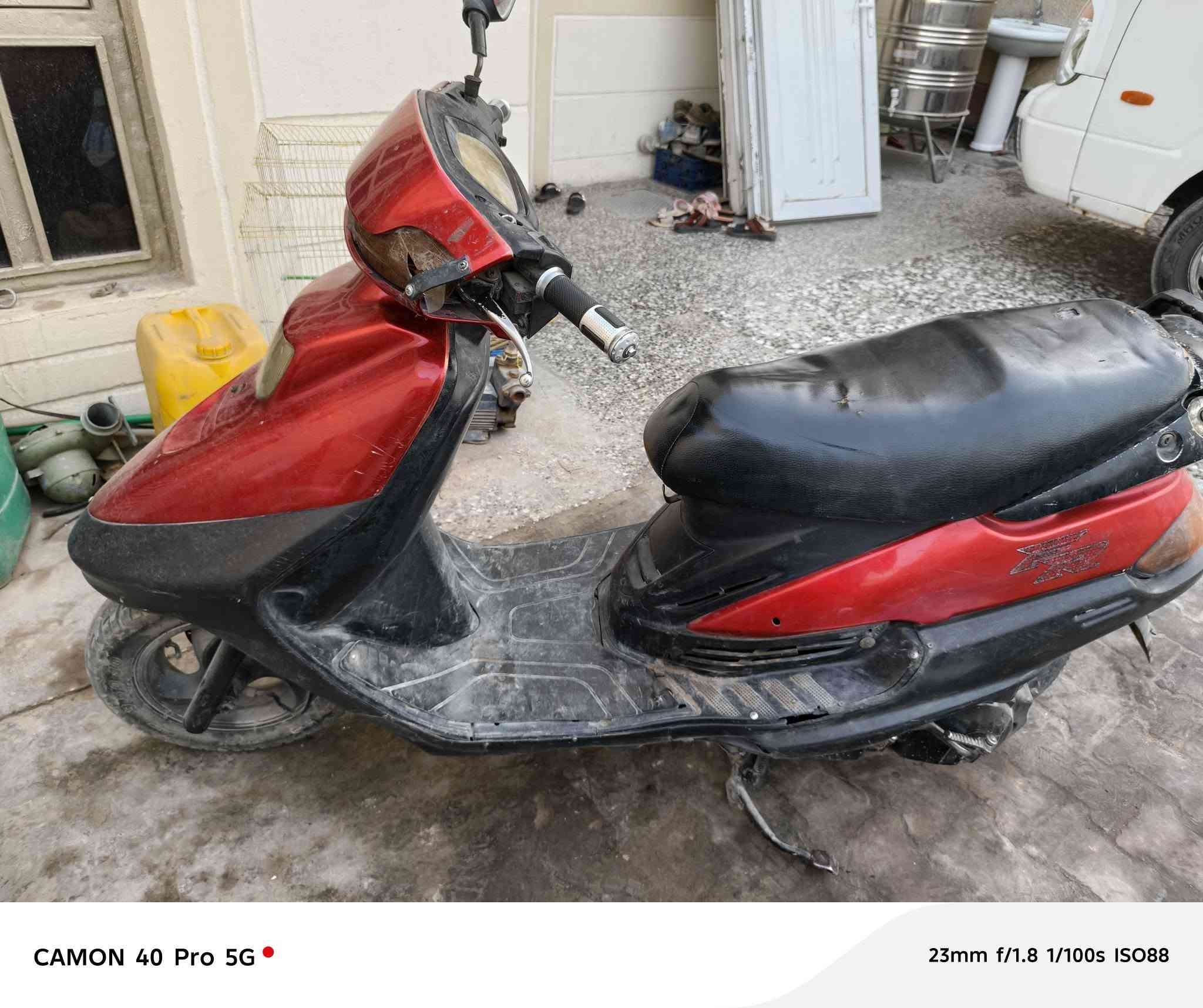 سلام عليكم دراجه مي فضاي دراجه جديده اصوليه شغله كله كهرابيات كلهن شغالت كل جديد سعر ،350وبيه مجال عنوان المعامل بغداد ***********
