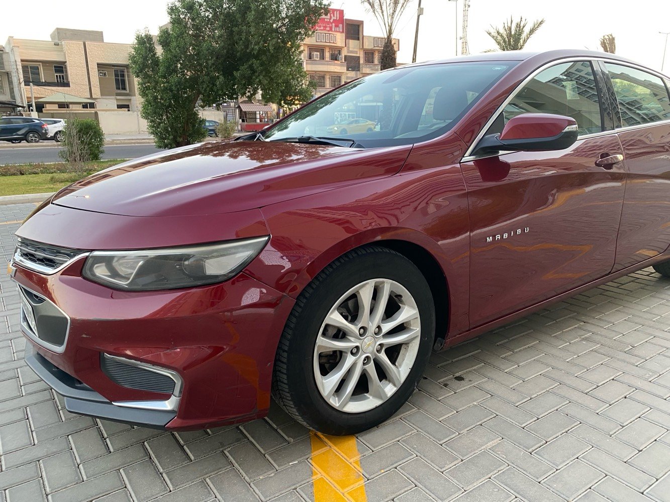 ماليبو LT  2018  خليجي مكفول
محرك 2500 (4 سلندر) تنفس طبيعي
كير ATF المرغوب 8 نمر 
6 بصمات (تشغيل/ باب / جنطة)
سايد بريك بصمة
تحكمات ستيرن
نظام ABS
مانع انزلاق
شاشة اعطال
تبريد قطعتين امامي خلفي 
حساسات خلفية 
كار بلي
منفذ USP
السيارة مكفولة (كير / محرك / شاصي / لغد / حالوب / صبغ / راديترات)
ماشية 128 الف ميل
السيارة بيها بارد بالباب مال السايق موضح بالصور ورصعات خفيفة 
السعر : 116 وبيها مجال 
مكان السيارة بغداد حي العامل
للأستفسار ***********