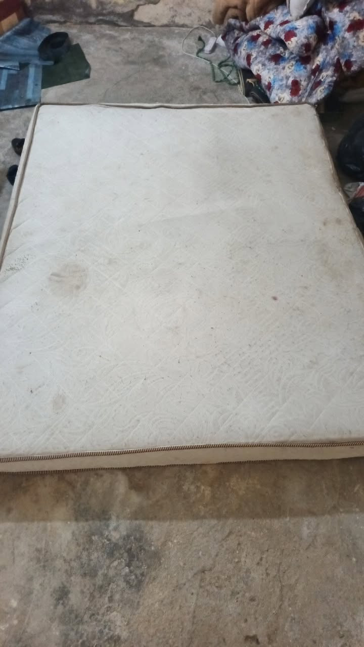 السلام عليكم دوشك جربايه نفرين طبي جديد العنوان كربلاء
السعر 55 الدوشك جديد بس لان منتقلين من مكان المكان متوصخ شويه


**إذا كنت صاحب هذا الإعلان وتريد حذفه لأي سبب، رجاءا أرسل رسالة إلى الدعم الفني**