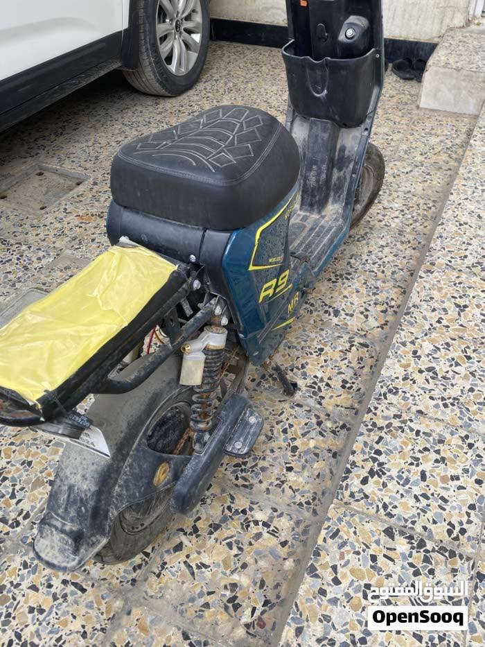 سلام عليكم دراجه شحن R9 للبيع دراجه بطاريات والماشه شوي معوجه وينراد الها قاعدة شحن الدراجه ٢٥٠ وبيها مجال الي مو شراي لا يراسل مكاني البصرة الجزيره باليوبه
***********
