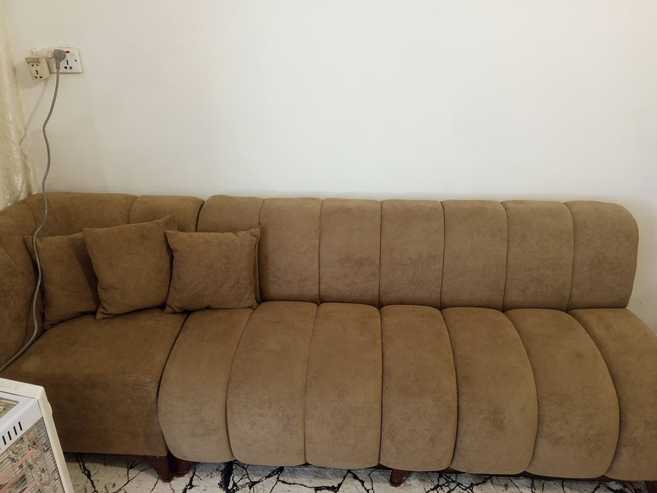 كونر بعده جديد 160/320للبيع والله استعمال شهرب300اريده لبيع بسبب اريد اشيل ومستعجله عل بيعته


**إذا كنت صاحب هذا الإعلان وتريد حذفه لأي سبب، رجاءا أرسل رسالة إلى الدعم الفني**