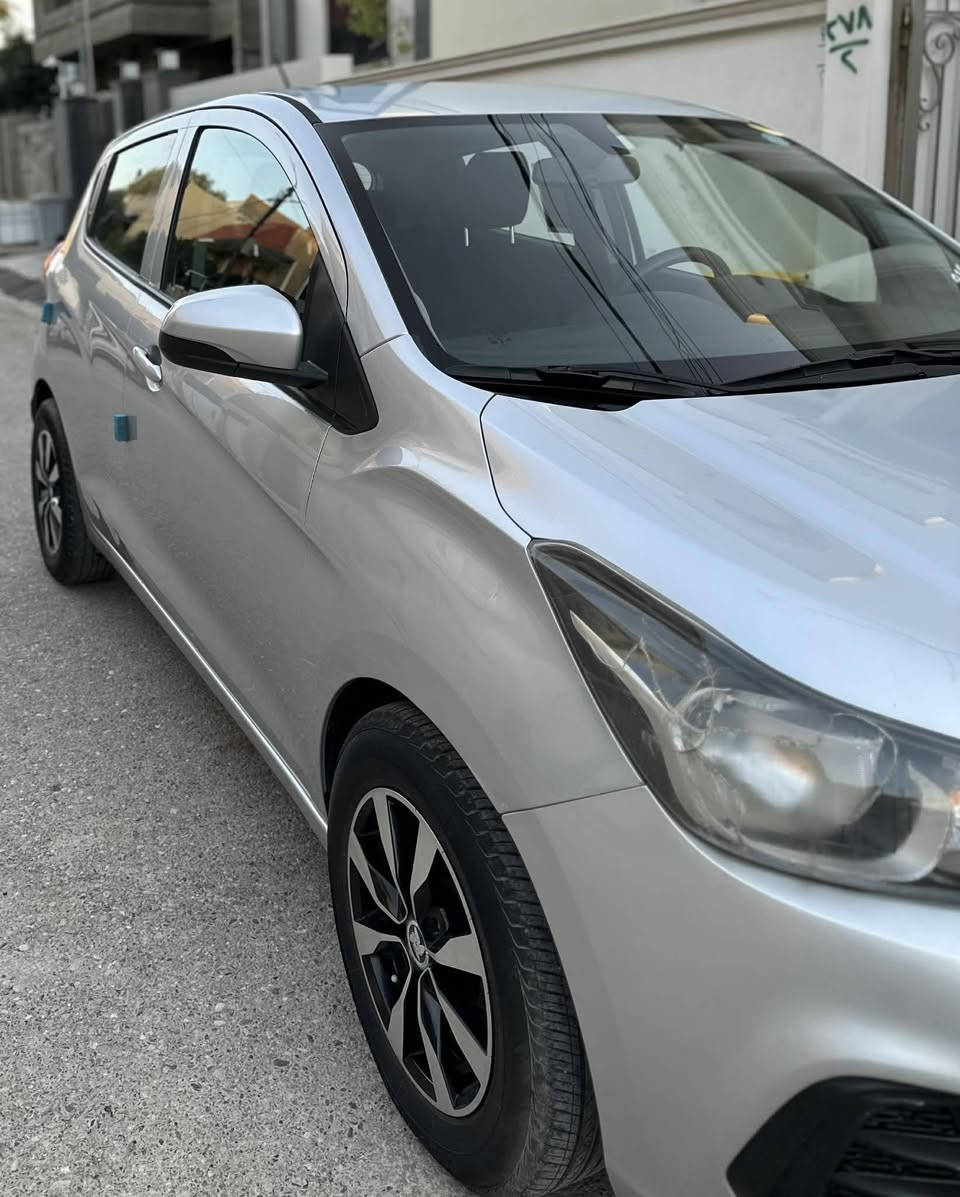 سبارك خليجي مديل 18ماشية 79
بدون صبغ فقط جاملغ وباب بارد السعر 95
الي يحب يتصل ***********
***********
