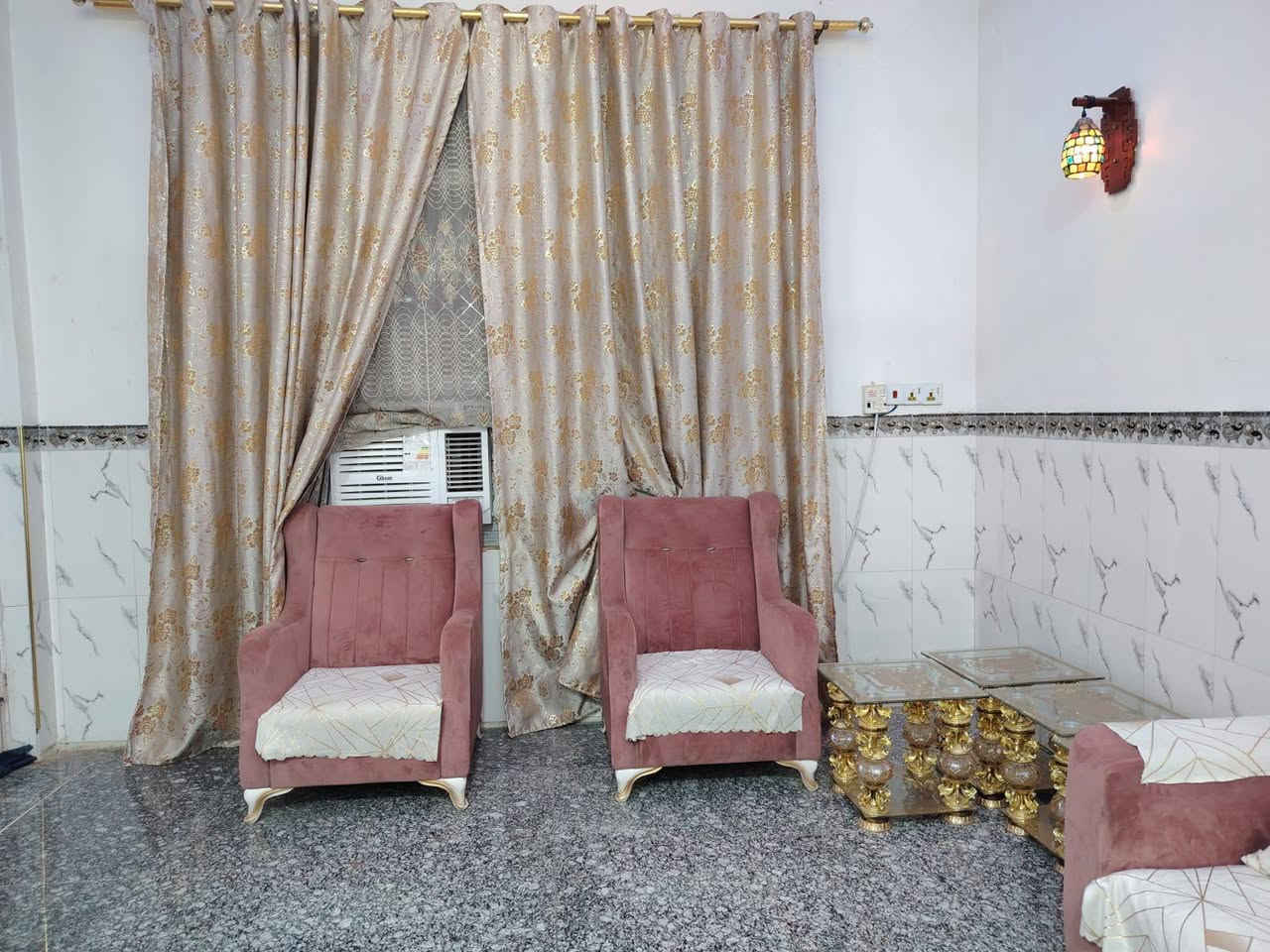 السلام عليكم 
تخم لون وردي ثنائي مستعمل
2 كبار وحده وسط و2 أم نفر كدامكم صور نفسه بضبط فقط بي كم رجل مكسوره طبيعي تتصلح وياه هديه مفرش اله وكوشات عدد6
سعر 100 فقط وبي مجال عنواني حله طهمازيه


**إذا كنت صاحب هذا الإعلان وتريد حذفه لأي سبب، رجاءا أرسل رسالة إلى الدعم الفني**