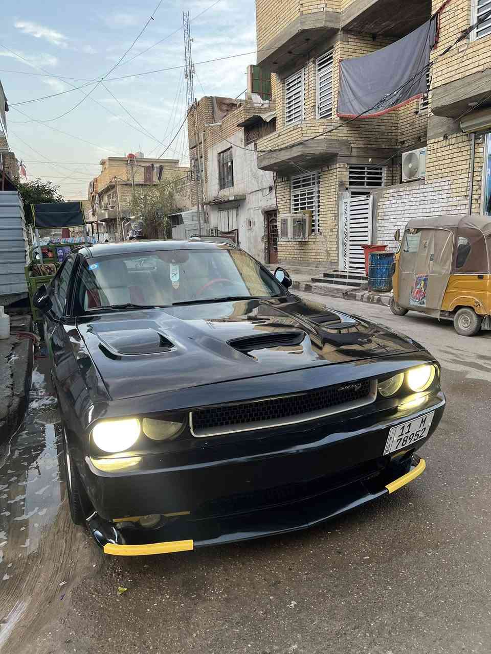 سلام عليكم شلون الشباب
للبيع  او مراوس حسب القناعة دوج جالنجر 
مديل 2014 
لون اسود ملكي 🤴 
موصفات : معروفه مال v6 ميحتاج اذكرهة 
السياره مشالله كلش نضيفه مناقصهة شي
تبريد رادله شحن فقط  
كير مكينه جديد وخير من الله 
لايت زنون 
تحديث البكلايت شكل جدبد 
عليهة ويل اصلي مال srt
شاشه تاب 
سيتم صوت 
غرفتهة نضيفه 
حادثهة بجم واعندي صور الحادث 
وهنا بل عراق صار بيهة 4  قصع وعندي سونارهة 
محدث البنيد ول دعاميه مال rt
الصدر 70 بل ١٠٠ 
مشروع وطني هزه جديده باسمي 
السعر114 وبيهة  مجال للشراي انشالله واسف ع اطاله 
*********** 
***********
