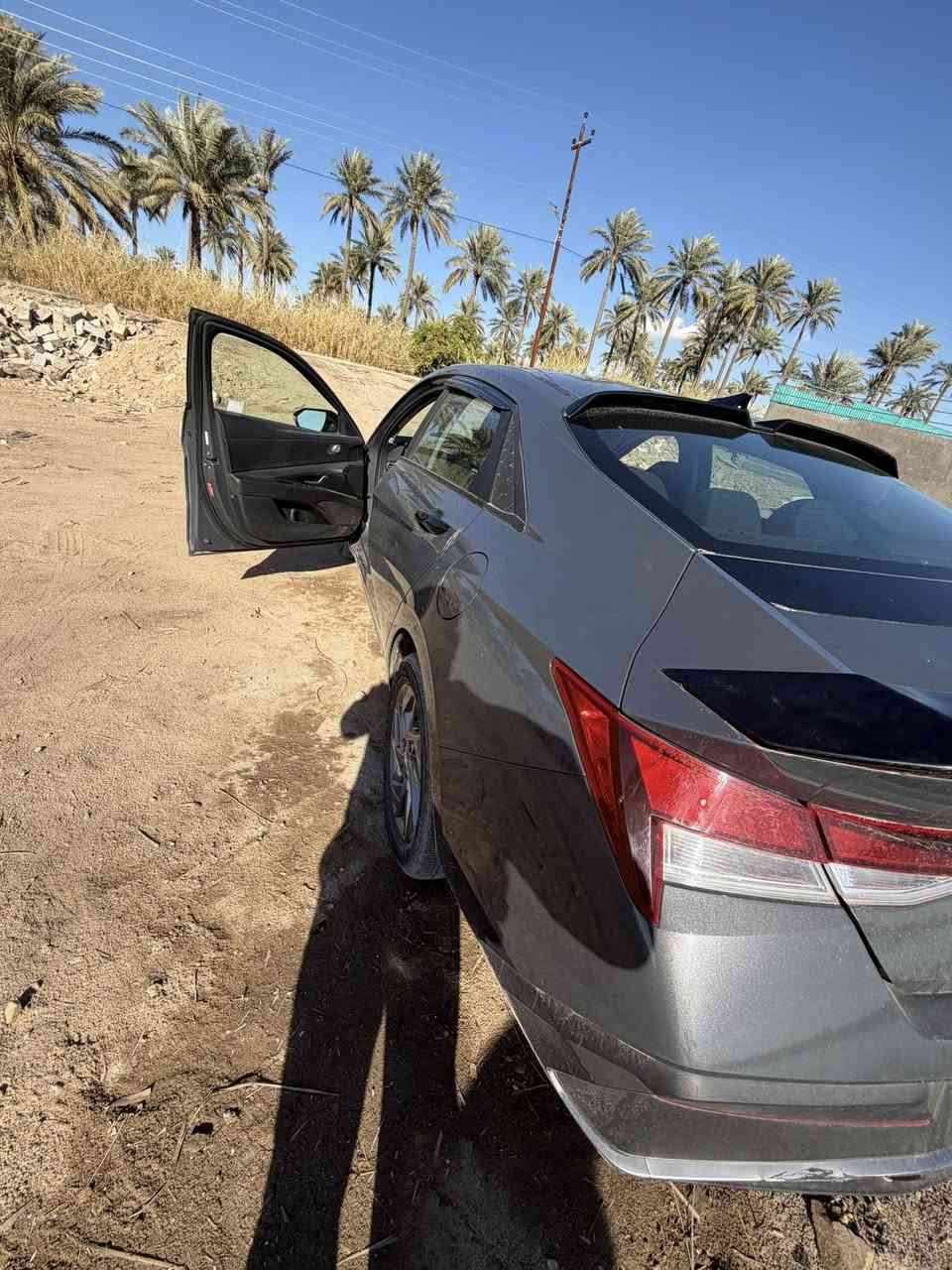 هيونداي توسان 2021 للبيع
الممشى: 60 ألف مايل
الحالة: ممتازة جدًا
الصبغ: باب السائق فقط
السعر: 15,500 دولار 💵

المواصفات:
• بصمة تشغيل
• رادار
• حساسات أمامية وخلفية
• شاشة لمس
• كاميرا خلفية
• تحكم بالمقود
• وباقي المواصفات المعروفة

الموقع: بغداد – المدائن
للاستفسار: ***********
