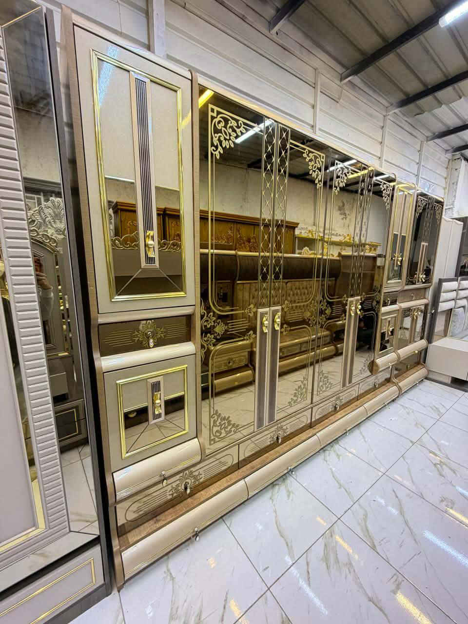 غرفة نوم مستخدمة نضافة 90‎%‎
عدد القطع 11 
شغل ثقيل 
نضام بيبان 
سكك هايدروليك 
سرير جك مخزن 
ملكي 
لون مميز 
كوالتي عالي 
سعرها مليونين و100/مليون و900

شد و نقل داخل بغداد مجاني


**إذا كنت صاحب هذا الإعلان وتريد حذفه لأي سبب، رجاءا أرسل رسالة إلى الدعم الفني**