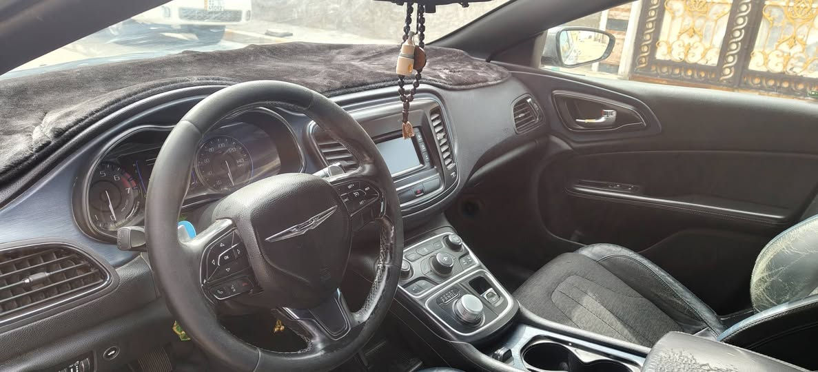 سي 200 موديل 2015 سياره جاهزه من كلشي مواصفات نص فول سعر 85 مكان بغداد مامتواجد ع فيس ***********
