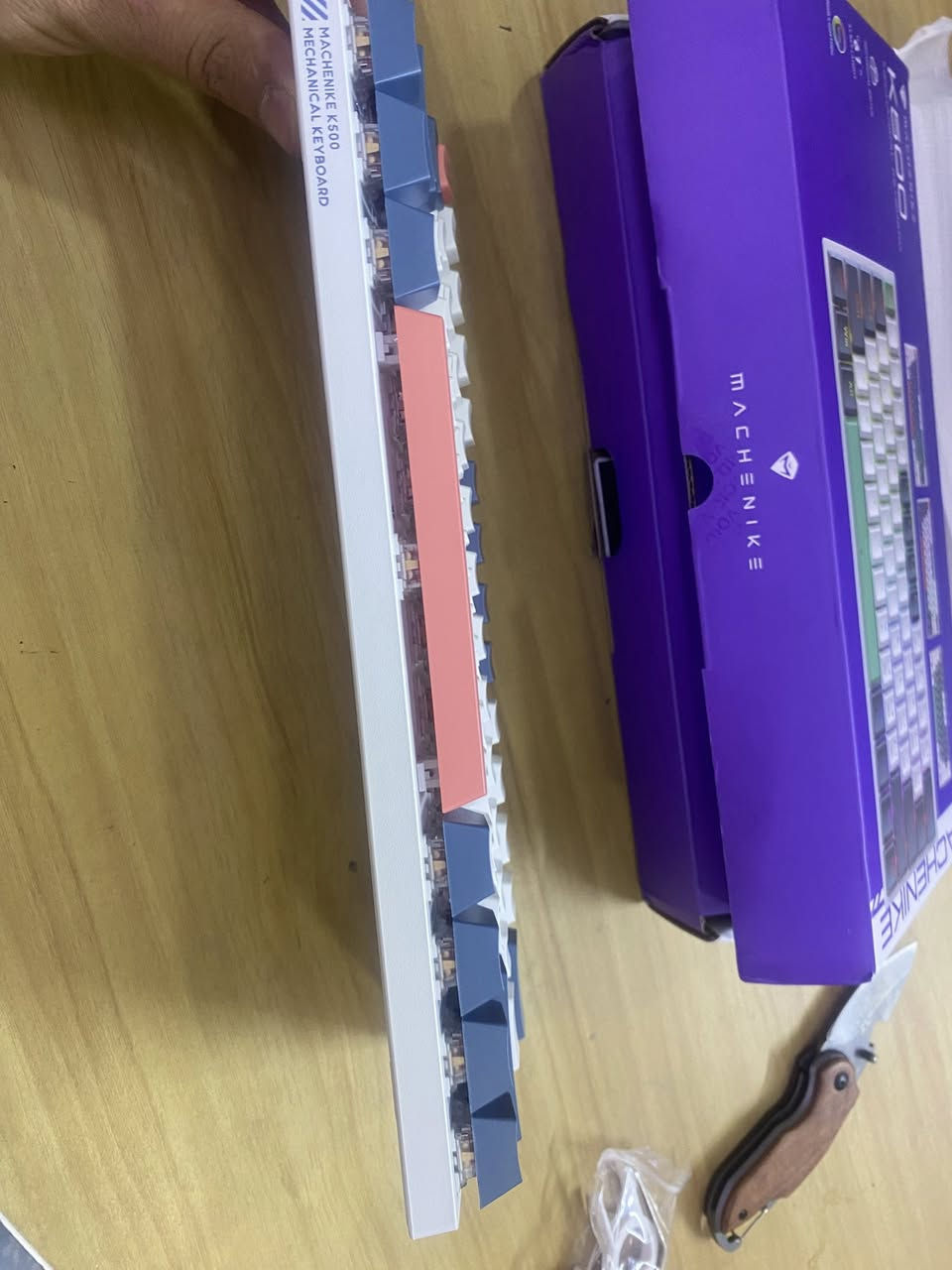 ب25 الف  متوفر توصيل ***********
