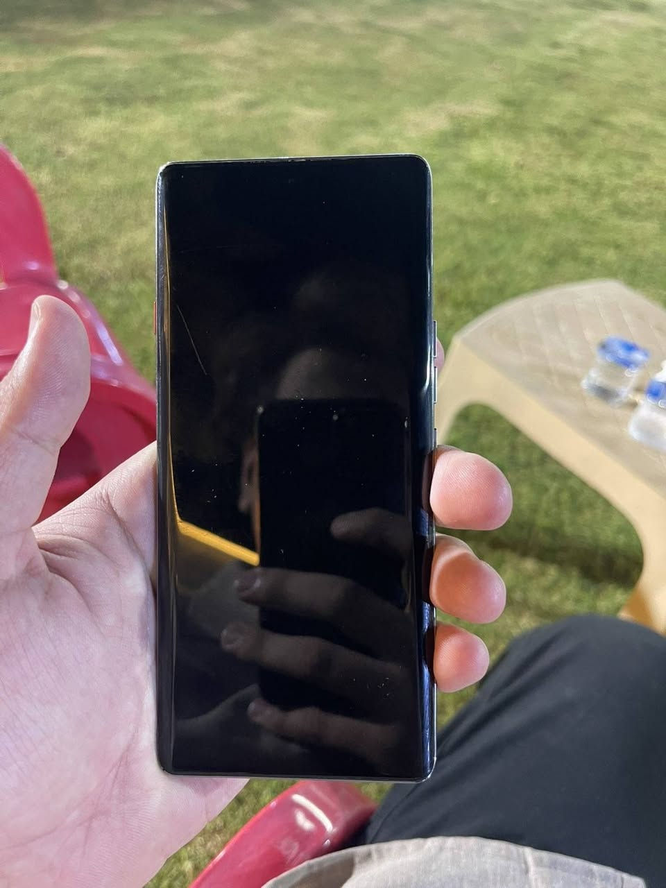 Tecno camon 40CNN Pro 5g
سلام عليكم 
جهاز للبيع 
تكنو كامون 40 برو فايف جي 
الذاكرة 256 
العشوائيه 24 
فول مواصفات 
90 فريم ببجي
مقاوم ماء قبار وكسر 
IP69
ضد اكسر أعيد واكرر
وخاصية AI أو الذكاء الاصطناعي
معالج دايمون ستي 7300
فول بل ألعاب 
شاشه 144 هيرتز 
كامره 50 ميكا بكسل 
ملاحظة بي خدوش واضحة بصور ممأثره عشاشو
السعر325


**إذا كنت صاحب هذا الإعلان وتريد حذفه لأي سبب، رجاءا أرسل رسالة إلى الدعم الفني**