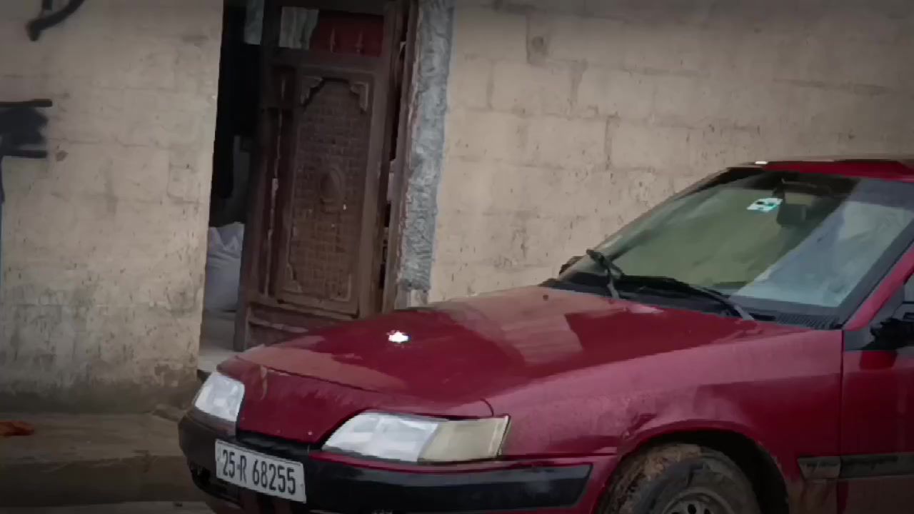 دایۆ ئیسپیرۆ مودیل 1995
ڕەقەم کەرکوک سەنەوی هەتا 2030 تازەیە
بە ناو خۆمەوەیە بەشەرتی  تەحویل وەکالە هەموشتێک
گێڕ مەکینە بەشەرت
مەکینە 16ی ئۆپڵ
هەمو گیانی بە شەرت بێ عەیبو عارە
ناو سەریارەکەم پاک کردۆتەوە دەشبول بەرە دەرگای تازەیە
ڕەقەم.***********
سعر 25گڵاو مەعمەلە
