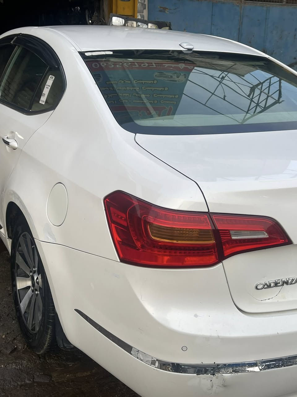 سلام عليكم كيا كدينزا للبيع خليجي بيها كم قطعه صبغ سياره فول عدا البانوراما بصمه موديل 2012 باسمي رقم سليمانيه هزه وبراد وسنويه  جديده لسنه 2030
السعر 100$
لاستفسار 
***********
ابو علي الجمالي
