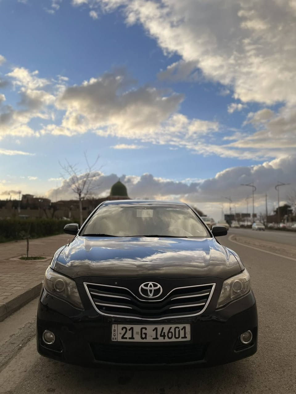 کامری 2011 LE ئەمریکی گێڕومەکینەی نەکراوەتەوە بە شەرتی هەموو شتێ 180000km ڕۆشتوە یەک پەڵەی بچوک بۆیاخە و  یەک چەمەلەغی پێشەوەی گۆڕاوە بە بیلاد و بێ کاڵ بونەوە و بێ شوختە و پێش و دوای قرچی نییەسەنەوی تا 2029 تازەیە بە ناوی خۆمانەوەیەچوار تایەی نوێ لەسەرەتەقە و ڕەقەی بە شەرت چرکەی تیانییەسەیارەکە زۆر تازەیە و ڕەشی قەترانە نرخی 131$ گەڵا و معالەی برایانە
0774 190 9595
0751 800 1933 السليمانية, العراق
