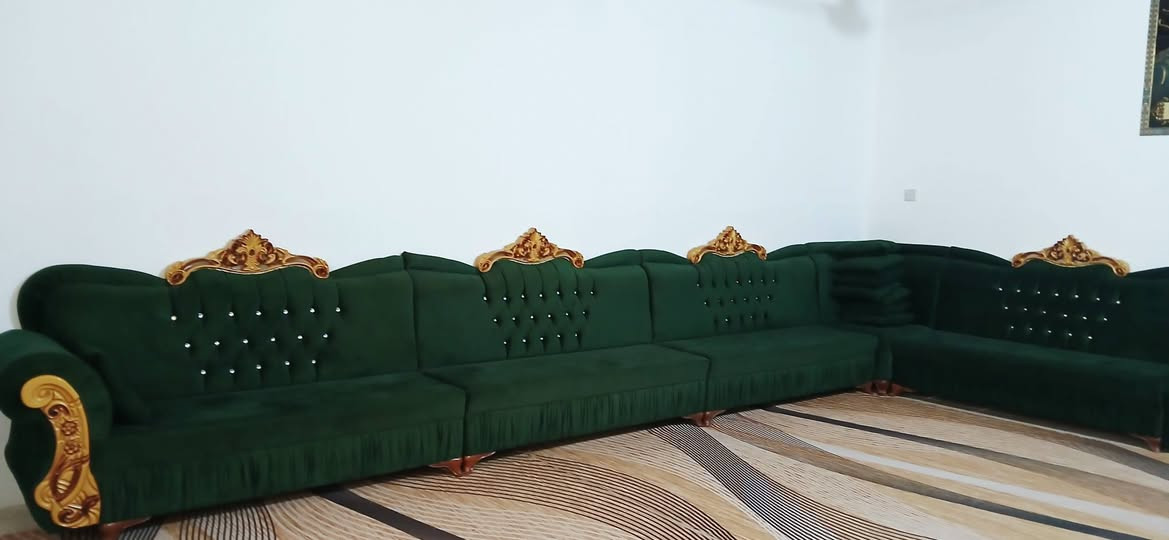 تخم للبيع مستعجل القياس 16متر السعر القديم مليونين
السعر للبيع مليون و200وبي مجاال هم.


**إذا كنت صاحب هذا الإعلان وتريد حذفه لأي سبب، رجاءا أرسل رسالة إلى الدعم الفني**