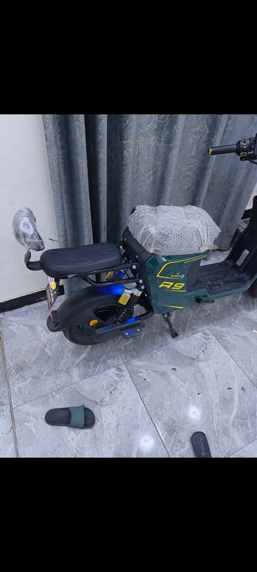 سلام عليكم دراجة شحن للبيع ار9 بطاريات كبار مكاني القبله حي الشهداء السعر 450وبي مجال ***********
