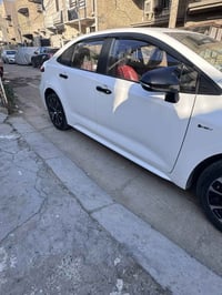 كورلا ٢٤داخل احمر ماشيه ٥٠ كفاله عامه منصبغ ولحادث وفتح ولشد بس رصعتين...