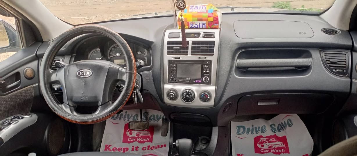 سلام عليكم كيا سبورتج مديل 2008رقم ديالى سنويه 27كير محرك مكفولات تبريد ثلج تخم تاير حداديه خلفي امامي جديد 3قطع رش بدون دواخل مكاني ديالى السعر 107رقم الهاتف ***********مكاني ديالى
