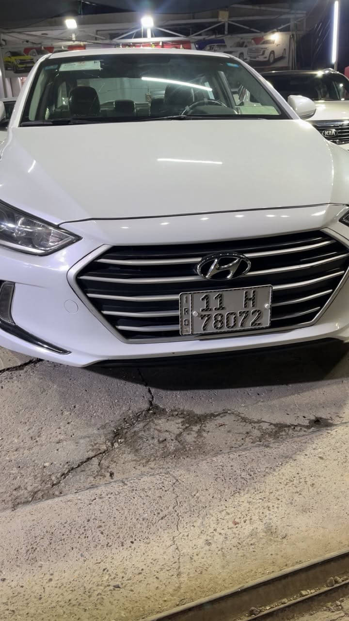 السلام عليكم النترا 
2017 امريكي حادث جاملغ وبنيد 
وبيها تكشير بدون دواخل ابدد 
السعر 114 وبيها مجال 
*********** 
رجائاً مكلف بالنشر 
اتصل ع الرقم
