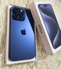 آيفون ١٥ برو ماكس • ٢٥٦ • بطارية ٨٧