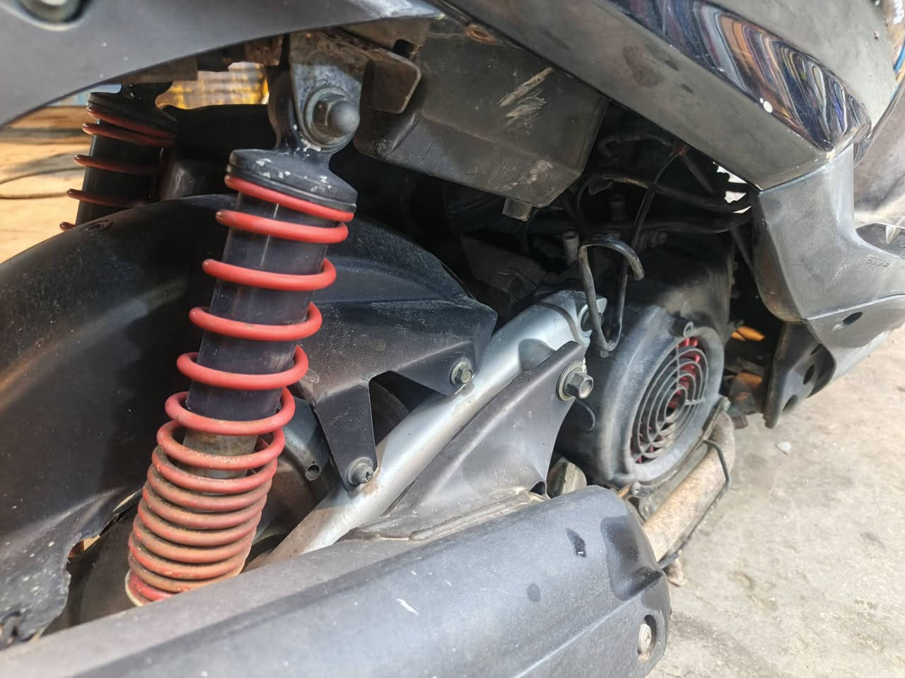 للبيع ثعلب جديده مال رمبه 
كفاله عامه 
ختم واحد كل الكفرات ختم حته السوادات 
ولمازدات ولاشاير ختم واحد 
صار ٤ ايام نزلتها رمبه 
المكان الاعظميه 
 ماخذها مليون و١٥٠ 
وهسه رايدها ب 800
***********
