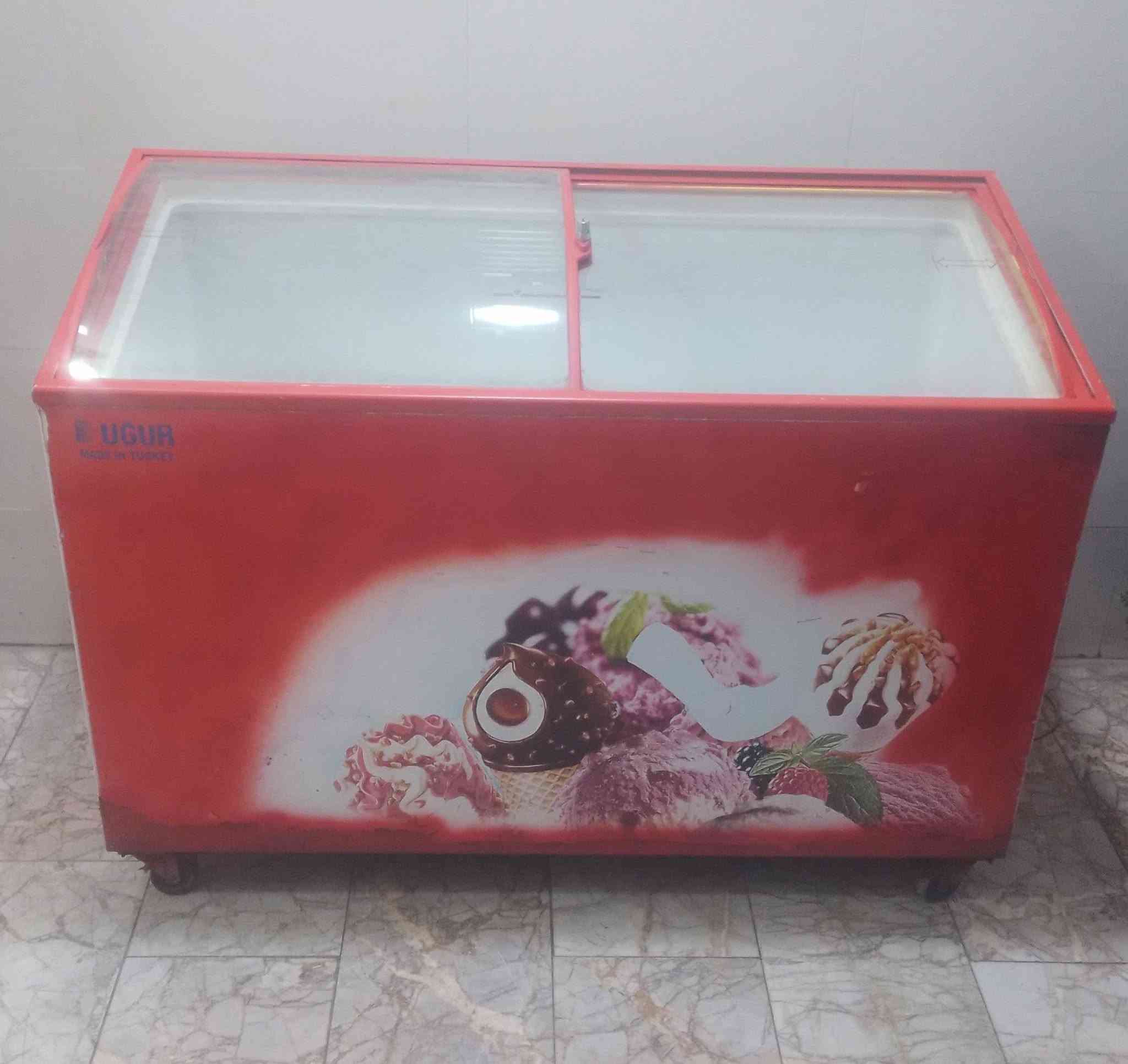 عارضة بطحية نظيفة...
شغالة عل الفحص...
شرط تجميدها فووول 
ب  ٢٢٥  الف
بغداد الشعب ***********
الشراي يتصل واتساب او رصيد..يتصل 
ممتواجد عل النت..لايوجد توصيل
