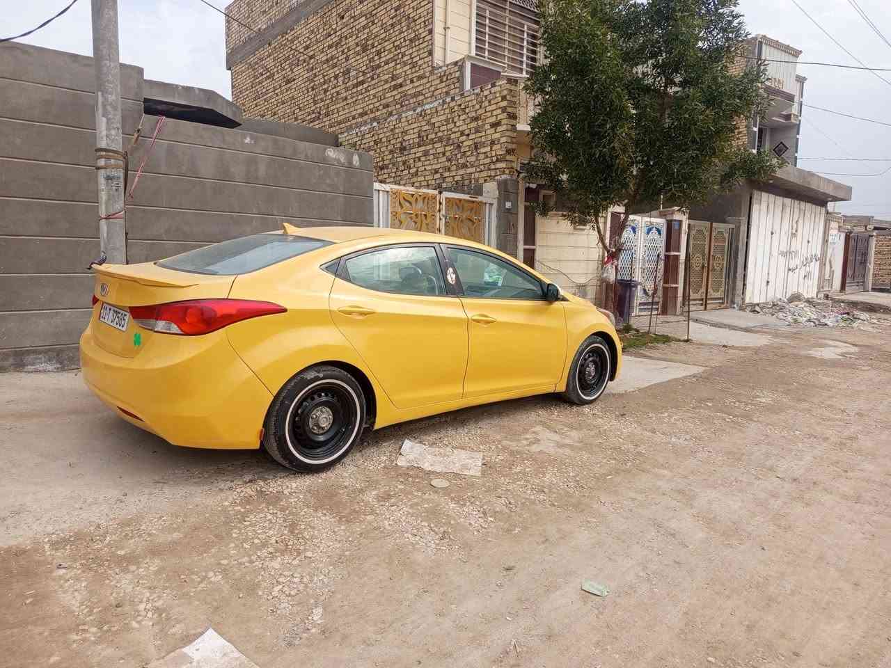 مرخصت مدير الكروب النتضره 13بسمي مصفره هيه وغرامه جمالغ امامي بس وبيه مكانات معجون منظومه زنون دوشمه نحله  سياره مال جناي مداور ثاني يوم جهازه *********** (100$)وبيه مجال
