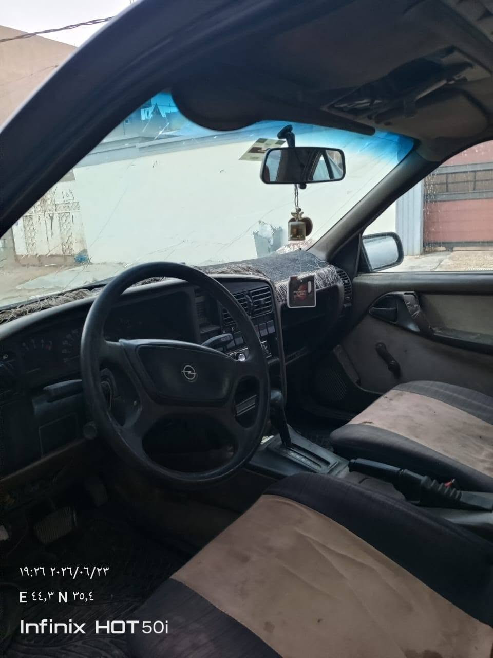 سلام عليكم اوميكا البيع التفاصيل ***********
