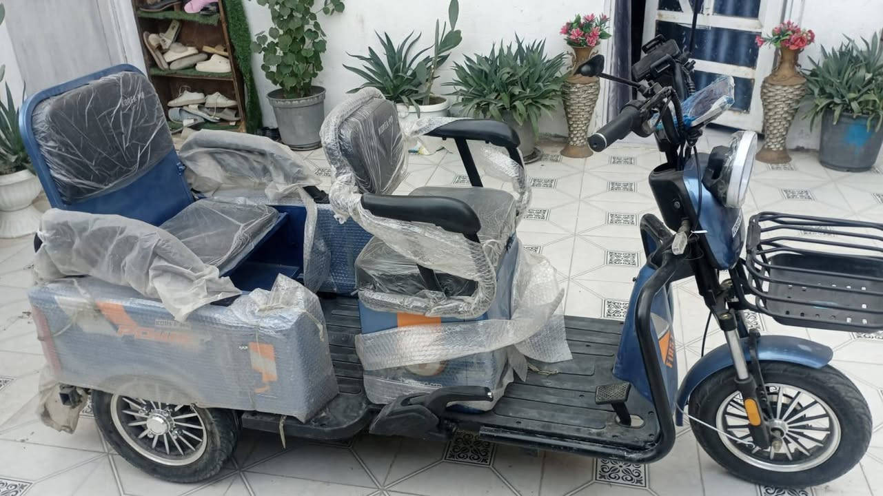 السلام عليكم دراجه ٣عجلات زيرو فقط باتريات هابطه


**إذا كنت صاحب هذا الإعلان وتريد حذفه لأي سبب، رجاءا أرسل رسالة إلى الدعم الفني**