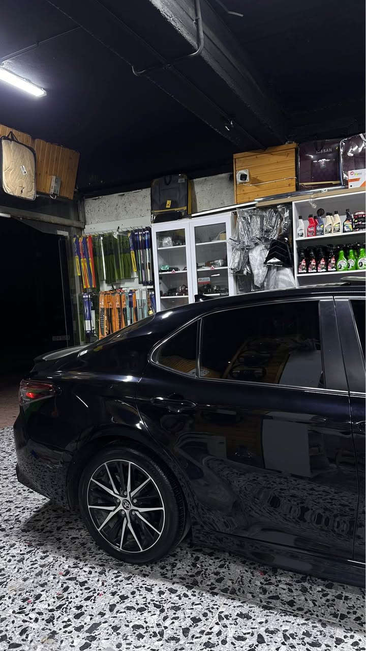 کامری ٢٠٢٣ SE+ 
مواسفات ٤ پستن (بەسمە-شەغال- سلایت _شاشەگەورە -کار پلەی-سەماعە GBL-دەژبول LED-ئاوینە رادار-پیشي رادار-خەتی جادە-تەحدید سورحە-تەحەکومی سەر سوکان -فۆلیۆم-سیستەمی تراکشن- ٣ مۆدی لیخورین-گیر تۆماتیل -عادی-سیستەمی سپۆرت-سیستەمی ئیکۆ -ئاوینە کارەبایی ـ دەرگا بەسمە_لایت لید بیلاد_ ٤ ویل کرۆم ـ زۆررر مواسفاتی ترررر)
سەیارەکە قەپات مواسفاتە بەس بۆنیت سبوخە ئیرباگ شان سوکان بویتەوە لەگەل ٢ جی pdr تەنها ٣٦ هەزار  رۆیە و گیر و مەکینە تەقەو رەقە بەشەرت یەک دەستە لیرە بەناو خۆمە رون فلتەر پۆلیش حەمام کامل سیرفس کرایە سەیارەکە لۆکە جرکەی تیدا نیە.
رەقم شانسي 👇🏻
4T1S11AKXPU813629
بەنسبەت سحر داوای ٢١٨$وەرەقە دەکەم مەجالیکی کەمی برایانەی تیدایە تەلەفون بکەن موشتەری لە خزمەتین 
Whats app 📞
Vaibar ☎️
*********** شقلاوة, أربيل
